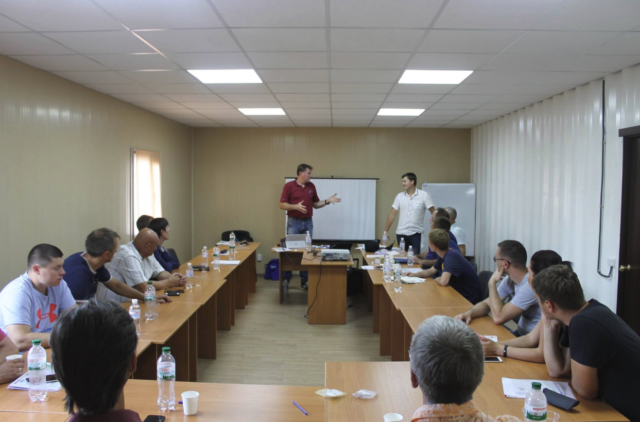 Formación de mecánicos de mantenimiento de contenedores