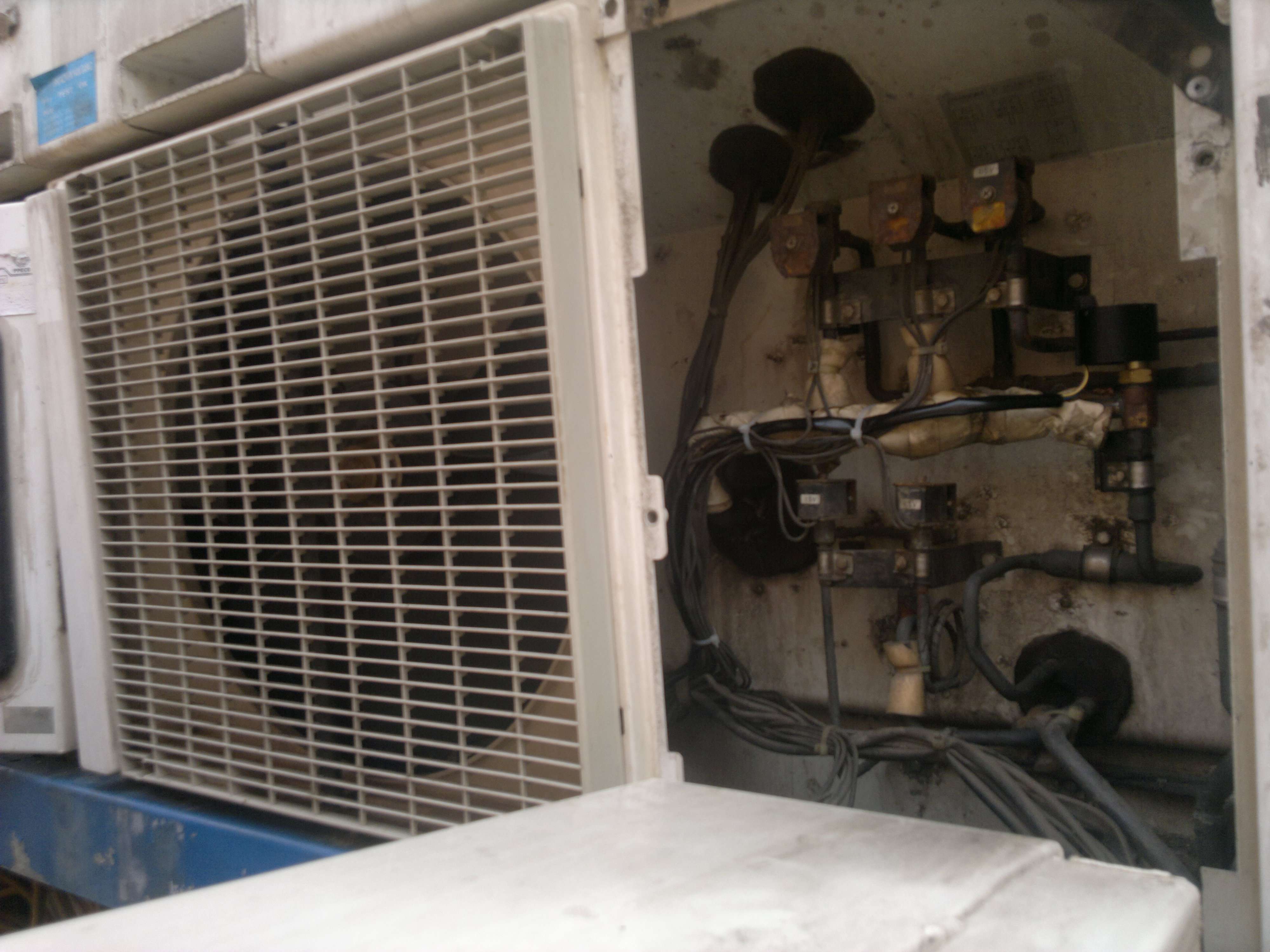 Заміна компонентів модуля Daikin