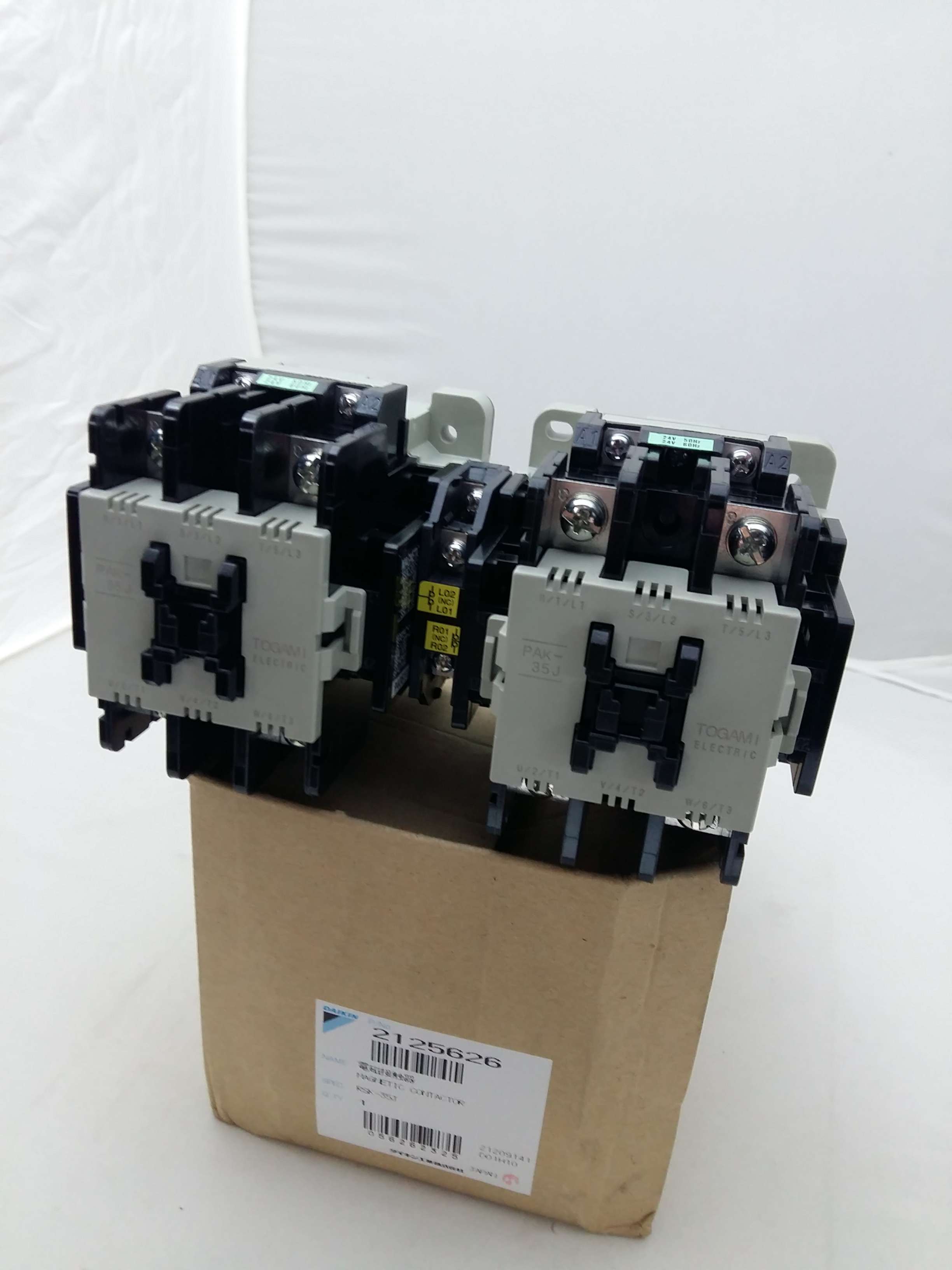 Магнитный контактор DAIKIN 1-D-2125626